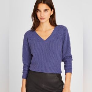 CLUB MONCO Cashmere V-neck sweater